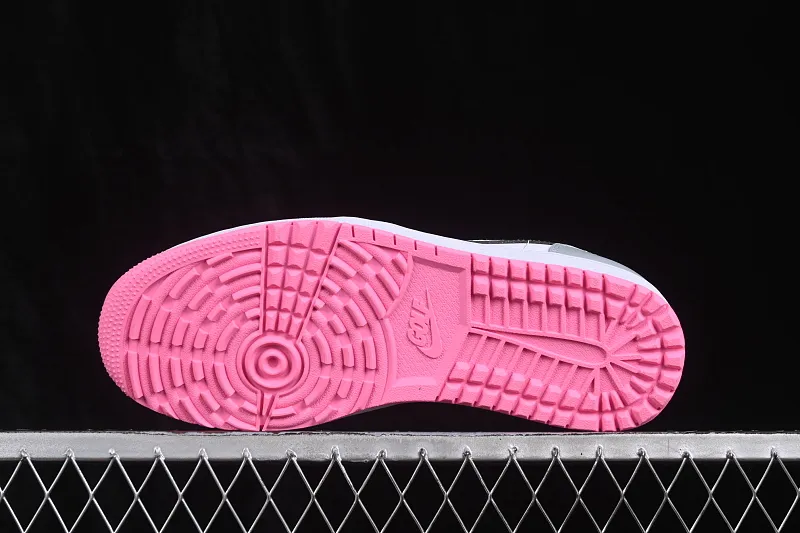 All Categories Air Jordan Jordan Series Basketball Shoes Air Jordan 1 Low Air Jordan 1 Low AJ1 Joe 1 Black Gray Pink Low-top Retro Culture Basketball Shoes DD9315-119